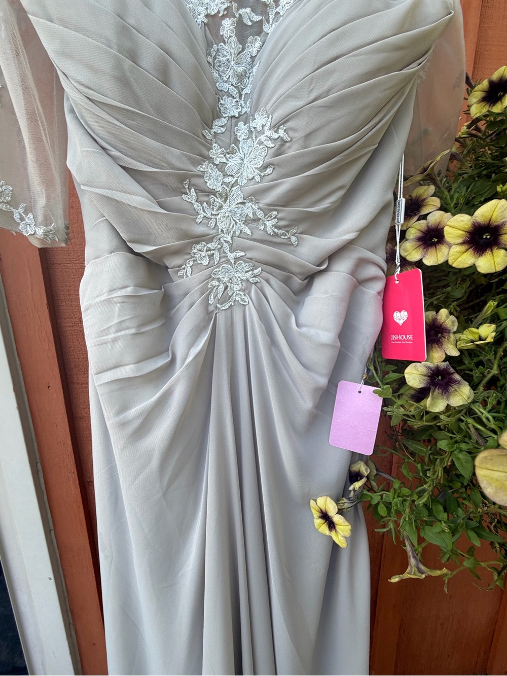 JJs HOUSE NWT Lace-Detail Evening Dress - Picture 5 of 12